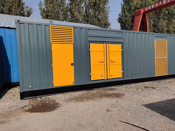 龙潭300kw 柴油发电机组用多大的空气开关？