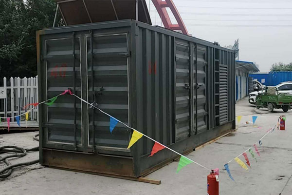 龙潭发电机租赁空气滤清器多久更换一次？