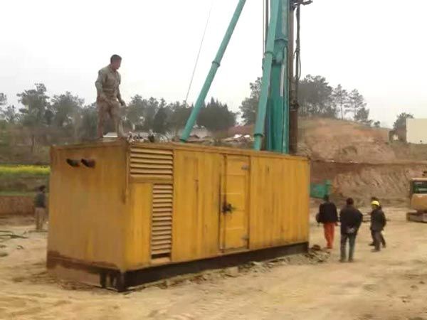 龙潭如何判断水冷式机油散热器密封件是否需要更换?